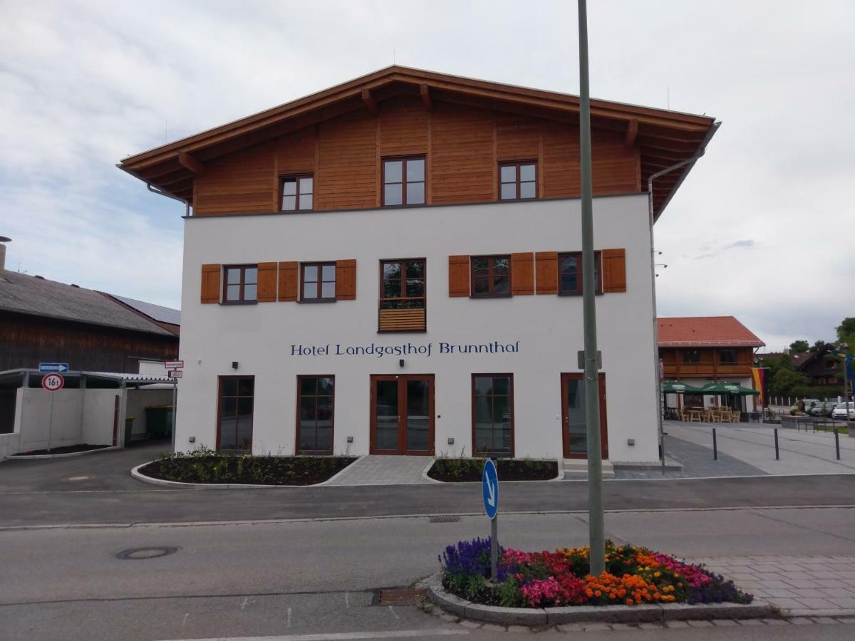 Hotel Brunnthal Bagian luar foto